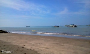 Pantai Gandoriah Pariaman3