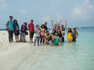 1000315_543371772407585_594851946_n